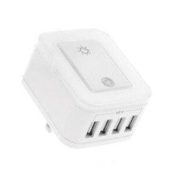 Tomacorriente Forza FWT-4012USB con Protector Sobretención 4 Puertos USB de 5V Luz Nocturna Regulable